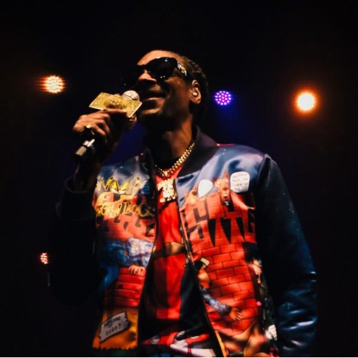 snoop-singing.cc6af15
